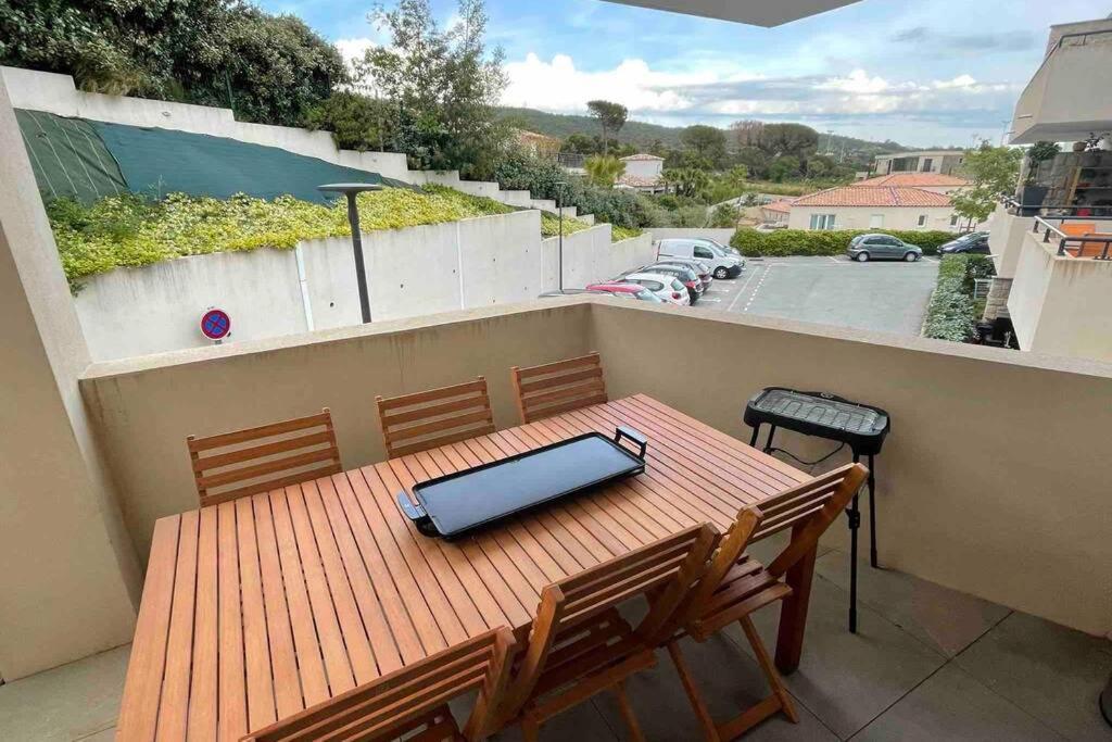 Appartement Piscine Terasse Gym Sauna Balneo Sainte-Maxime Exterior photo